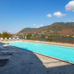 Florissa - By Myhomeincomo Apartment